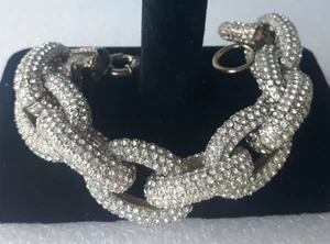 J. Bracciale Crew Cristallo Pavimentato Incrostato Catena Grossa Maglia Tono Oro con Sacchetto Polvere - Foto 1 di 12