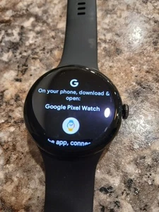 Google Pixel Watch 3 (45mm) Matte Black Obsidian Active Band LTE - Zdjęcie 1 z 4