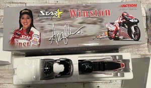 Action 1/9 Angelle Savoie Winston 2001 Pro Stock Bike w/ Case 1 of 3504 Silver - Picture 1 of 6