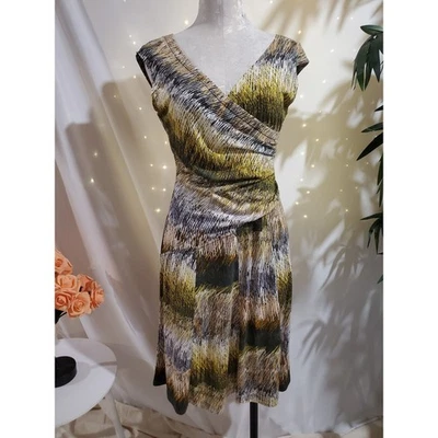 Vestido Jersey Nic+Zoe Surplice Cuello en V Drapeado Imitación Envolvente Talla S Mezcla de Lino Neutro Foto 1 de 4