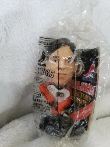 Philadelphia Flyers~John LeClair~Headliners~3" Tall~#10~sealed bag Cover