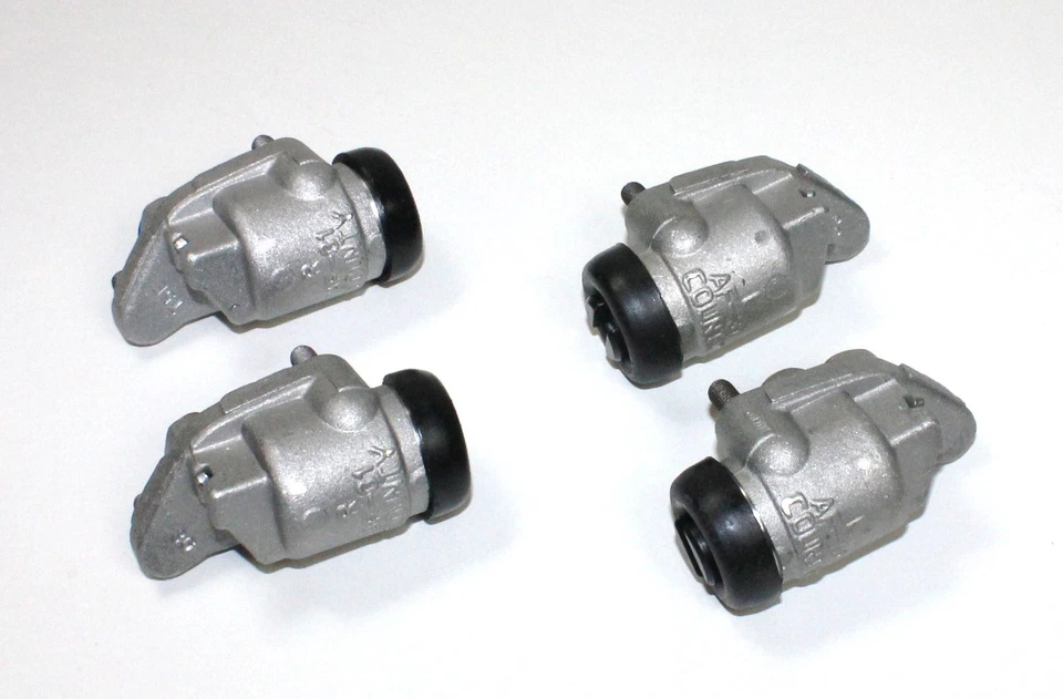 JUEGO DE CUATRO CILINDROS DE RUEDA DE FRENO DELANTERO PARA ALLARD PALM BEACH 1953 - 1955 Foto 1 de 1