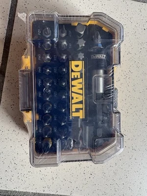 Coffret 32 pièces de vissage DEWALT - embouts 25 mm - DT7969-QZ - Photo 1/2