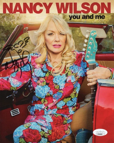NANCY WILSON HAND SIGNED 8x10 COLOR PHOTO      GORGEOUS HEART GUITARIST      JSA Cover