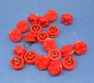 LEGO 20 x Felge Stiftachse Reifen Rad rot Red Wheel with 4 Studs and Axle 7039 - Bild 1 von 3