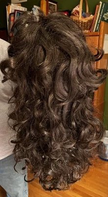 Peluca ondulada sintética NOGAL OSCURO para dama, buena calidad. 22" off crown Foto 1 de 4