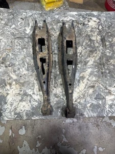 2013-2020 Subaru BRZ Toyota 86 FRS Rear right Left Lower Control Arm OEM - Picture 1 of 4