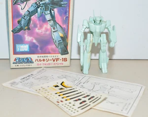 Vintage MACROSS VALKYRIE 1/170 Scale Model Kit ARII Robot Figure Built Up - Picture 1 of 6