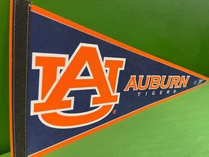 Banderín de Wincraft de los Tigres Castaño Rojizo de la NCAA - Imagen 1 de 3