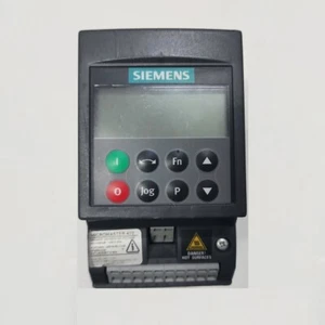 ▀▄▀▄▀  SIEMENS MICROMASTER 410 – 6SE6410-2UB17-5BA0 – 6SE6 410-2UB17-5BA0 - Bild 1 von 3