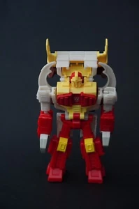 TRANSFORMERS CYBERVERSE ONE STEP REPUGNUS 5" ACTIONFIGUR - Bild 1 von 2