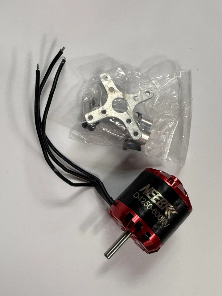 NeebRC Neeb RC D4250 600KV Remote Control Airplane Electric Brushless Motor - Image 1 of 1
