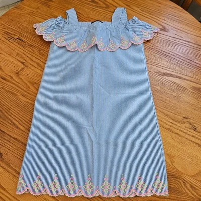 Vestido Lands End Meninas 10 Azul Branco Listrado Seersucker Bordado Recortado - Imagem 1 de 4