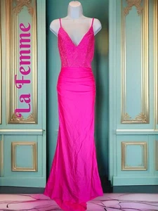 La Femme Womens Gown-Sz 0 Rhinestone Bodice Form Fitting Halter Tie Criss Cross - Picture 1 of 14
