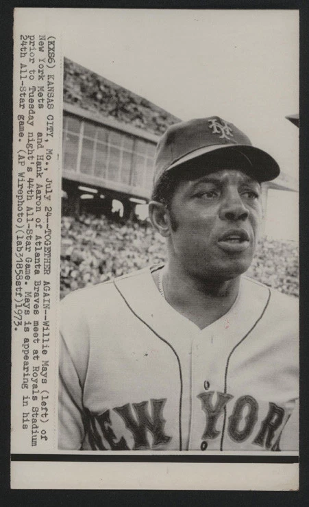 1973 Orig Baseball Wire Photo - Together Again (Willie Mays) - Image 1 of 1