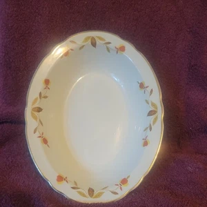 Vintage Hall Superior Jewel Tea Autumn Leaf Oval Serving Bowl 8” x 10” - Picture 1 of 6