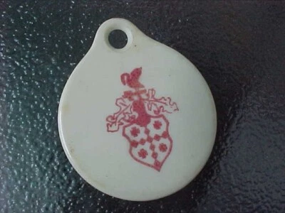 Original Vintage Packard Berwick Co Crest Concesionario Pestaña de Plástico Hecho en Pensilvania EE. UU. Excelente Foto 1 de 4