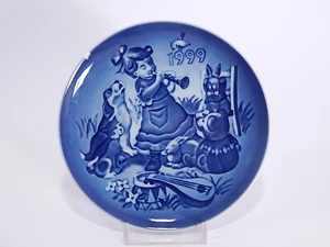 Royal Copenhagen BING&GRONDAHL CHILDREN'S Day 1999 Mit Defekt - Picture 1 of 3