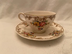 Vintage MARLBOROUGH ROYAL PETAL "Penrose" Cup & Saucer Grindley England - Picture 1 of 6