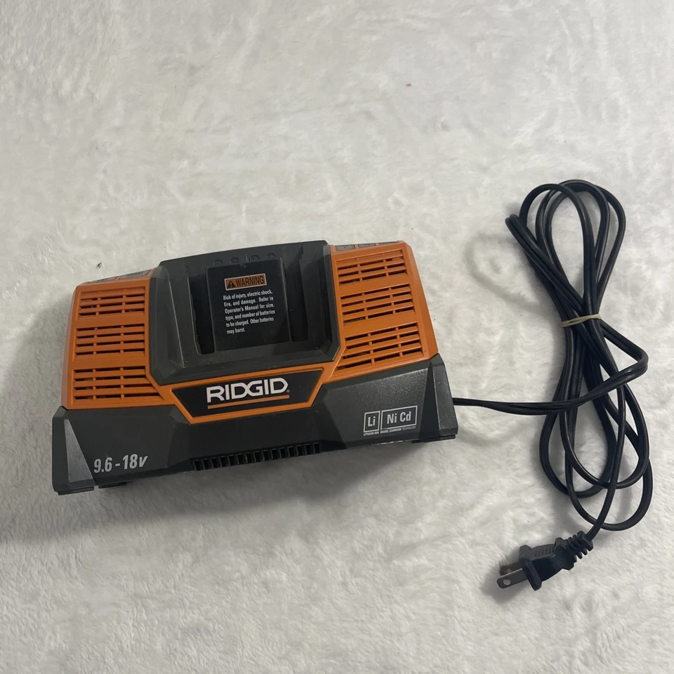 Ridgid R840093 Battery Charger 9.6-18V LI nicd W-3.0AH 18V (TESTED AND WORKING) - Image 1 of 4