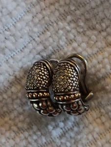 Sterling & 14k Gold Diamant J Creolen Omega Huggie Ohrringe  - Bild 1 von 12