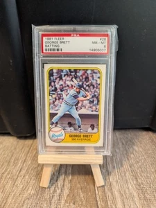 1981 FLEER BASEBALL #28 - GEORGE BRETT Batting PSA 8 NM-MT HOF .390 AVG Royals - Picture 1 of 2