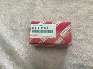 Toyota Landcruiser FZJ105 / Lexus LX450 ,90919-05041 Crank Sensor - Picture 1 of 3