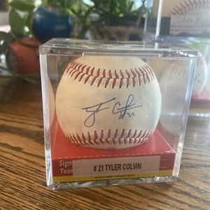 Tyler Colvin Signed Autographed Omlb Cubs - Picture 1 of 1