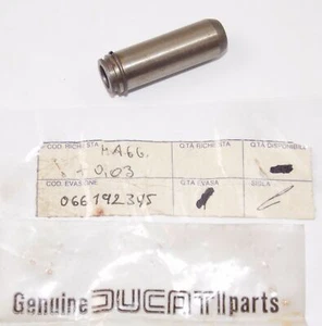 GUÍA DE VÁLVULA DE ADMISIÓN DE MOTOR ORIGINAL DUCATI 500 600 PANTAH F1 066192395 - Imagen 1 de 1