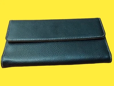 Envelope Leather Wallet for Women Checkbook Trifold Lady Credit Card Holders. - Image 1 of 4