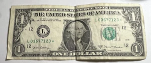 2017 series A $1 star note serial #L03677123 *good shape circulated - Picture 1 of 2