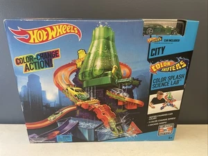 HOT WHEELS: COLOR SPLASH CITY SCIENCE LAB - PLAY SET (NUOVO CON SCATOLA) - Foto 1 di 6