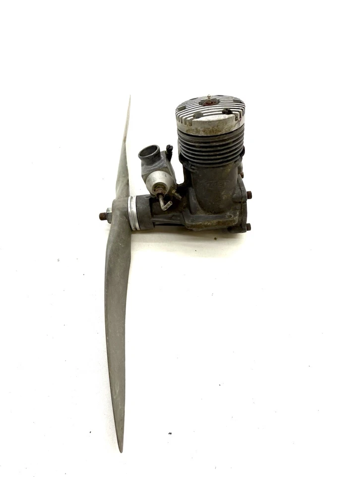 K and B K&B .61 61 Two 2 Stroke Nitro RC Remote Control Airplane M7 - Image 1 of 4