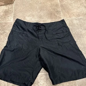 ISLAND ESCAPE BOARD SHORTS / Black / Size 10 / 2 Front Pockets - Picture 1 of 6