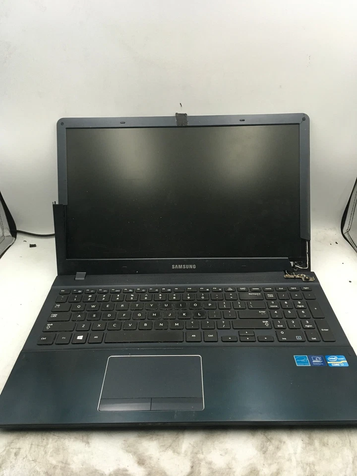 SAMSUNG NP470R5E - FOR PARTS/REPAIR - INTEL I7 3RD GEN - NO RAM - READ DESC - BB - Image 1 of 4