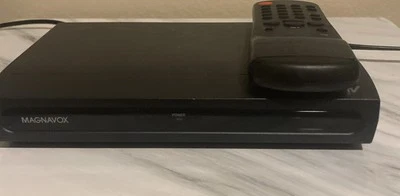 Magnavox TB110MW9 Digital TV Converter Box w/ Remote - SDTV Tuner Tested-Works - Image 1 of 4