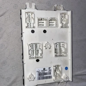 2022 DODGE CHARGER BODY CONTROL MODULE COMPUTER UNIT OEM 68525720AA - Picture 1 of 2