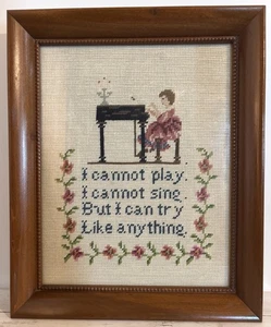 Arte de pared de punta de aguja enmarcado de colección "No puedo jugar... Pero puedo probar" piano niña - Imagen 1 de 13
