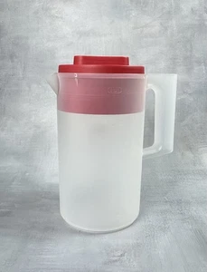 Rubbermaid Plastic Pitcher, Clear/Red, 2 Quart Excellent 0175 - Picture 1 of 5