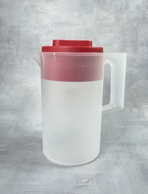 Rubbermaid Plastic Pitcher, Clear/Red, 2 Quart Excellent 0175 - Image 1 of 4