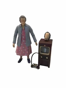 DR DOCTOR WHO FACELESS GRANDMA CONNOLLY THE WIRE ACCESSORIES 5” FIGURE COMPLETE - Picture 1 of 2