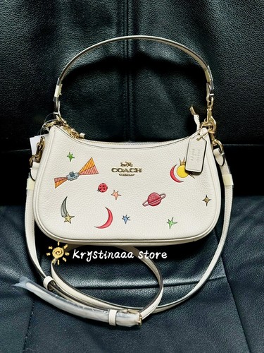 Borsa a tracolla Coach X Observed by Us Teri nuova con etichette in pelle con stampa CU388