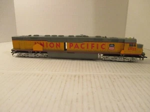 Vintage union pacific locomotive Rare #6922 diesel HO electric train engine - Picture 1 of 16