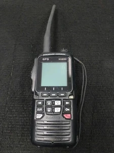 Standard Horizon HX890 - Floating 6 Watt Class H DSC Handheld VHF/GPS w/ Charger - Afbeelding 1 van 10