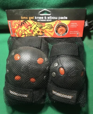 NEW IN PACKAGE MONGOOSE BMX GEL KNEE & ELBOW PADS MG506 MULTI PURPOSE EXTREME - Image 1 of 2