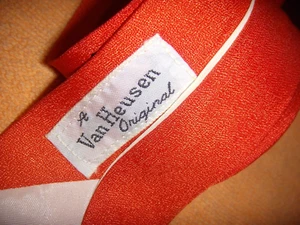 VAN HEUSEN ORG 100% SILK MENS TIE 51 X 3" BRIGHT ORANGE WITH WHITE STICK FIGURE - Picture 1 of 3