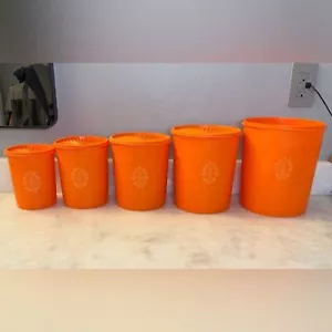 Juego de botes de cocina vintage Tupperware de 9 piezas Servalier anidación en naranja cosecha - Imagen 1 de 16