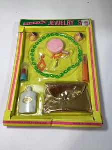Graco Vintage Kids Jewlery Set  - Picture 1 of 2