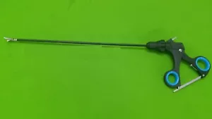 Instrumento quirúrgico laparoscópico para sujetar dientes 1x2 5 mm x 330 mm - Imagen 1 de 12