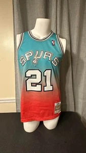 Mitchell & Ness San Antonio Spurs Tim Duncan 98-99 HWC Fadeaway Pink/Teal EUC - Bild 1 von 2